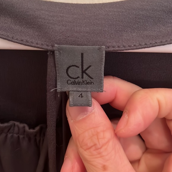 Calvin Klein dress - Picture 5 of 9